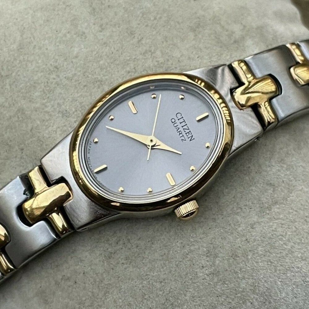 Citizen Quartz Ladies Watch Double Tone Goldlight Gunmetal Tone Analog Wrist Wa - Picture 1 of 12